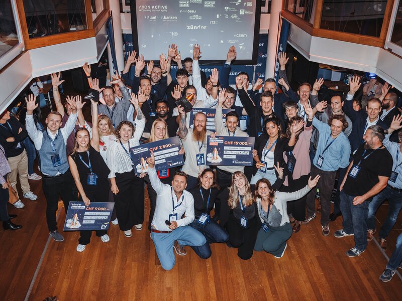 *zünder accelerator prämiert Startups | © Johanna Unternährer Fotografie