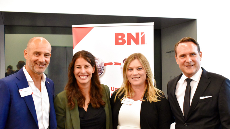 Ingo Karsch (Geschäftsleitung BNI), Dominique Gisin, Danja Hermetschweiler (Nationaldirektorin BNI), Dr. Christian Marcolli | © bni.swiss